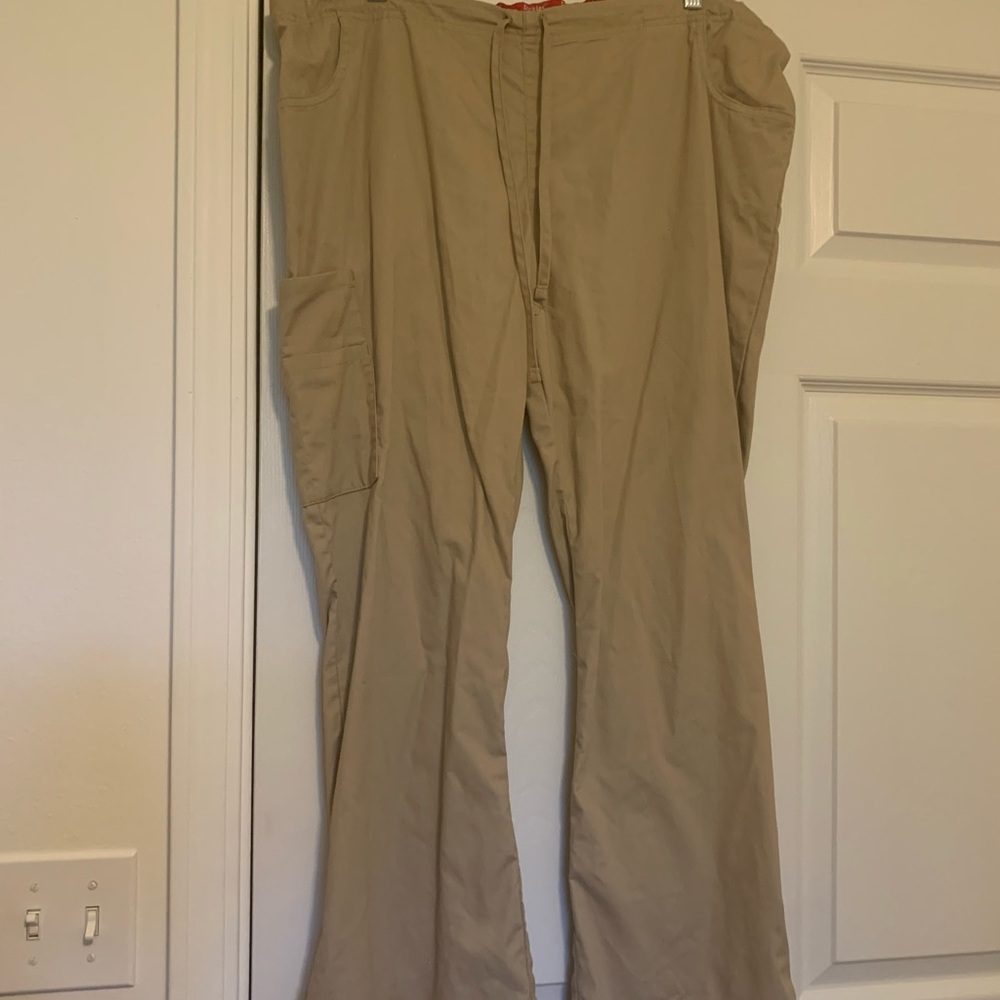 Dickies petite large khaki scrub pants